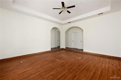 2010 Priscilla Ln, Edinburg, TX 78539 - photo 3