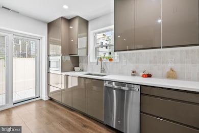 1615 S Beulah St, Philadelphia, PA 19148 - photo 7