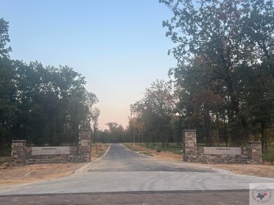 3422 Southern Magnolia Ln, Texarkana, AR 71854 - photo 2