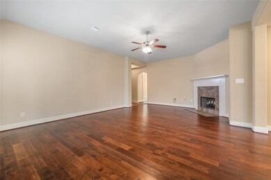 29530 Usonia Dr, Spring, TX 77386 - photo 7