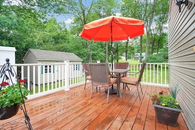 45 Austin Cir, Florence, MA 01062 - photo 3