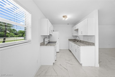 601 Periwinkle Way unit D1, Sanibel, FL 33957 - photo 5