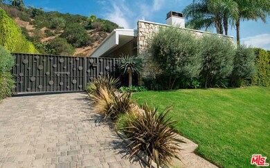 1566 Rising Glen Rd, Los Angeles, CA 90069 - photo 5