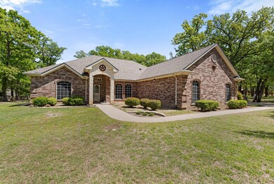 1635 Roberts Bend, Weatherford, TX 76086 - photo 2