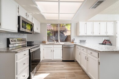 08_Kitchen-01