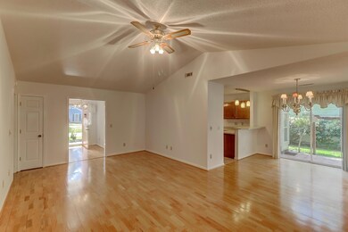 319 Commons Way (7)