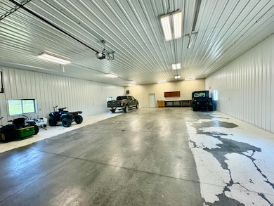 55'x40' Shop Area