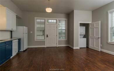 208 W 22nd St unit A, Bryan, TX 77803 - photo 3