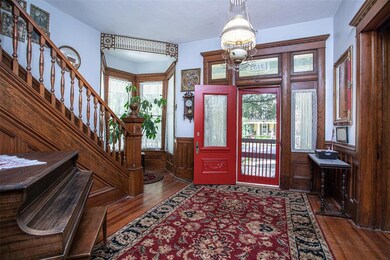 318 S Denton St, Gainesville, TX 76240 - photo 4