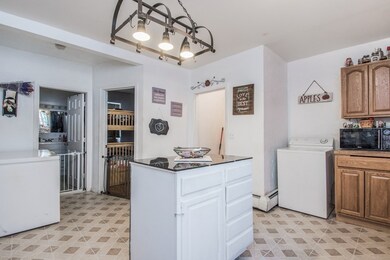 93 Sterling St, Worcester, MA 01610 - photo 5