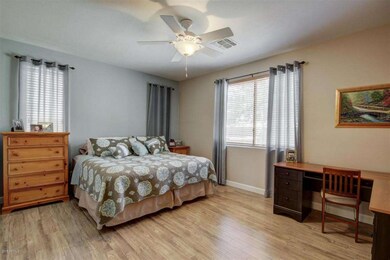 Master Bedroom (1)