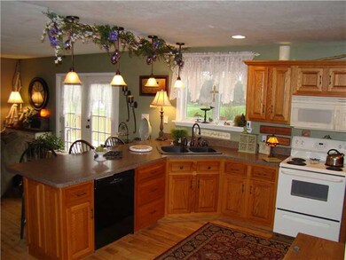 Kitchen. HARDWOOD FLOORS ARE THRUOUT THE ENTIRE MA