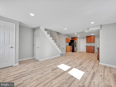 531 E Lafayette St, Norristown, PA 19401 - photo 5