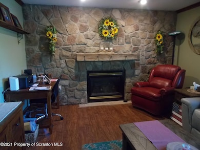 7 Green Briar Dr, Spring Brook Township, PA 18444 - photo 3