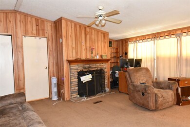 9330 Oak Bend Ct, Cleveland, TX 77328 - photo 4