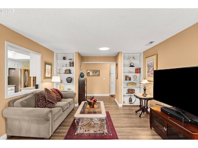 8221 SW Mariners Dr, Wilsonville, OR 97070 - photo 6