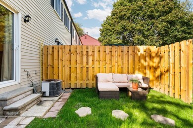 5-web-or-mls-APH05648