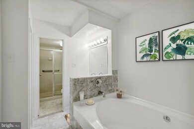 Westlake Towers unit 1410, Bethesda, MD 20817 - photo 5