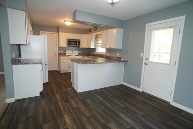 371 Pheasant Run Dr, Batesville, IN 47006 - photo 3