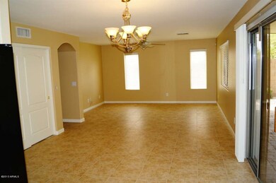 Kitchen eating area / family room