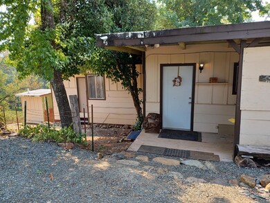 Front view of home