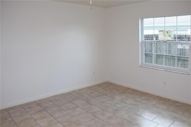 1010 Norman Ct, Brandon, FL 33510 - photo 5