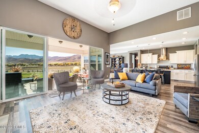 674 S Appenzell Ln Midway UT-large-007-0