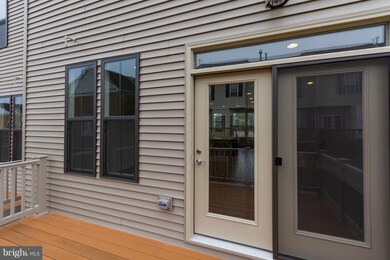 3707 Ambrose Hills Rd, Falls Church, VA 22041 - photo 4