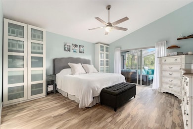 16422 Bridgewalk Dr, Lithia, FL 33547 - photo 7