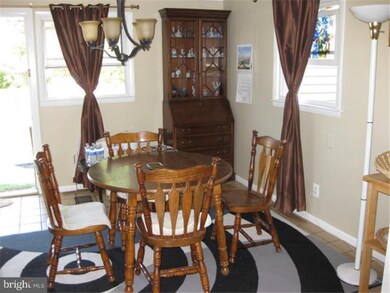 102 Weather Vane Dr, Cherry Hill, NJ 08002 - photo 6