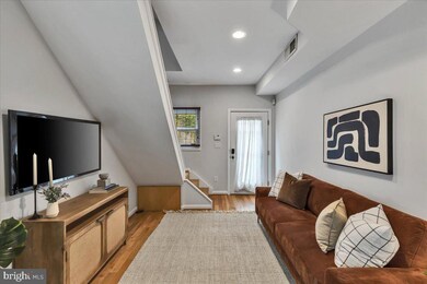 239 S Duncan St, Baltimore, MD 21231 - photo 5