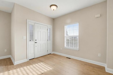 435 Walnut St, Lawrenceburg, IN 47025 - photo 3