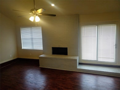 3819 Wrentham Dr, Arlington, TX 76016 - photo 2