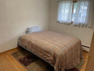 1501 Bedroom 2<|><|>