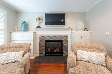 11 Spyglass Point Cir, Bedford, NH 03110 - photo 6