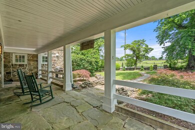 19397 Colchester Rd, Purcellville, VA 20132 - photo 7