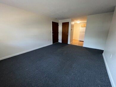 232 Low St unit 1, Newburyport, MA 01950 - photo 2