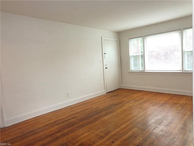Living Room with hardwood floor