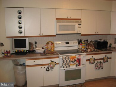 Towers Condominiums unit 407B, Baltimore, MD 21209 - photo 2