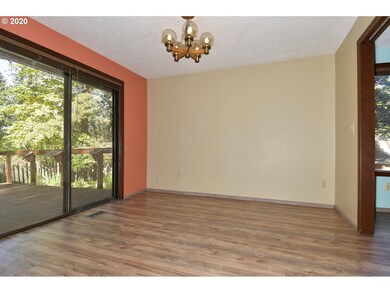 2470 Woodhill Ct, West Linn, OR 97068 - photo 7