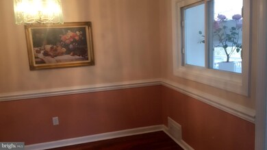 2251 Sweetbriar Dr, Alexandria, VA 22307 - photo 6