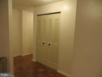 858 Quince Orchard Blvd unit 202, Gaithersburg, MD 20878 - photo 4