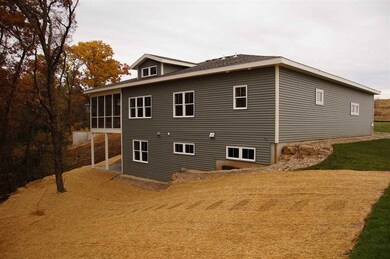 6282 Summit View Dr, Fitchburg, WI 53719 - photo 4