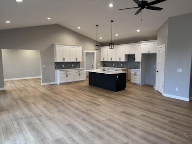 3115 Cortland St, Onalaska, WI 54650 - photo 5