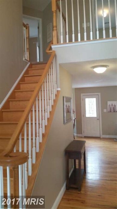 676 Crystal Ln, Strasburg, VA 22657 - photo 2