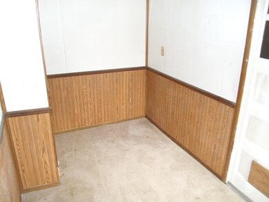 202 N Lagrave St, Paw Paw, MI 49079 - photo 6
