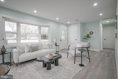 10 Astor Ave, West Berlin, NJ 08091 - photo 4