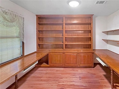 1017 Anchor Lake Rd, Carriere, MS 39426 - photo 5