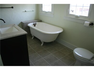 Full Bath. BATH FEATURES SOAKING TUB, FULL SHOWER 