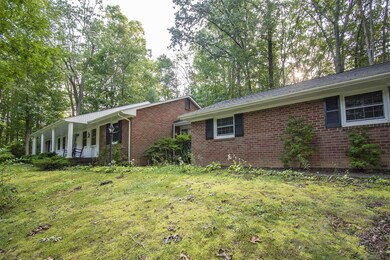 221 Craig Dr, Blacksburg, VA 24060 - photo 2
